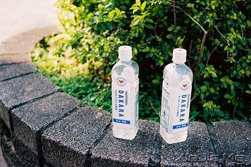 晚安心语:生命必须有裂缝,阳光才能照进来 (6)